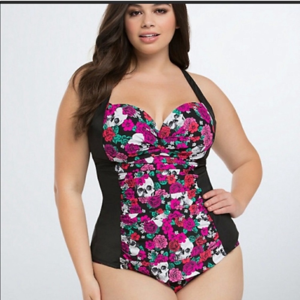 Torrid size 3 floral Skull Swimsuit